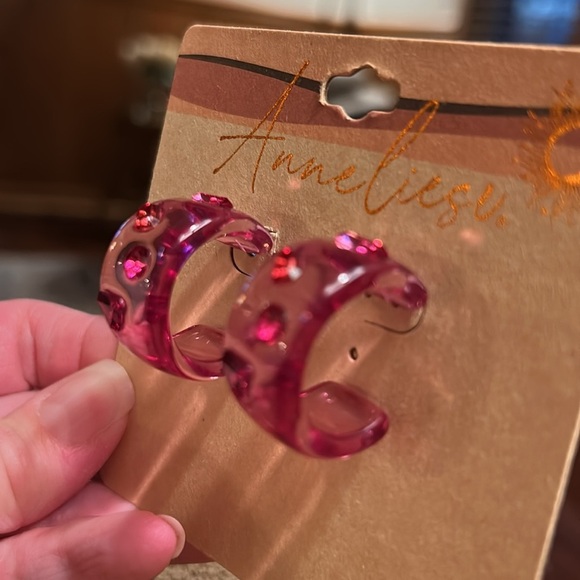 NWT, pink acrylic hoop earrings, pink gems, Spring, prom, party - Picture 4 of 4